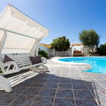 別荘 Palm Mar With Pool And Garden